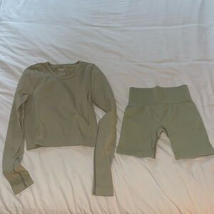 ADANOLA Ribbed Set XS/Small Sage Green Desert Beige Long Sleeve Crop Bike Shorts